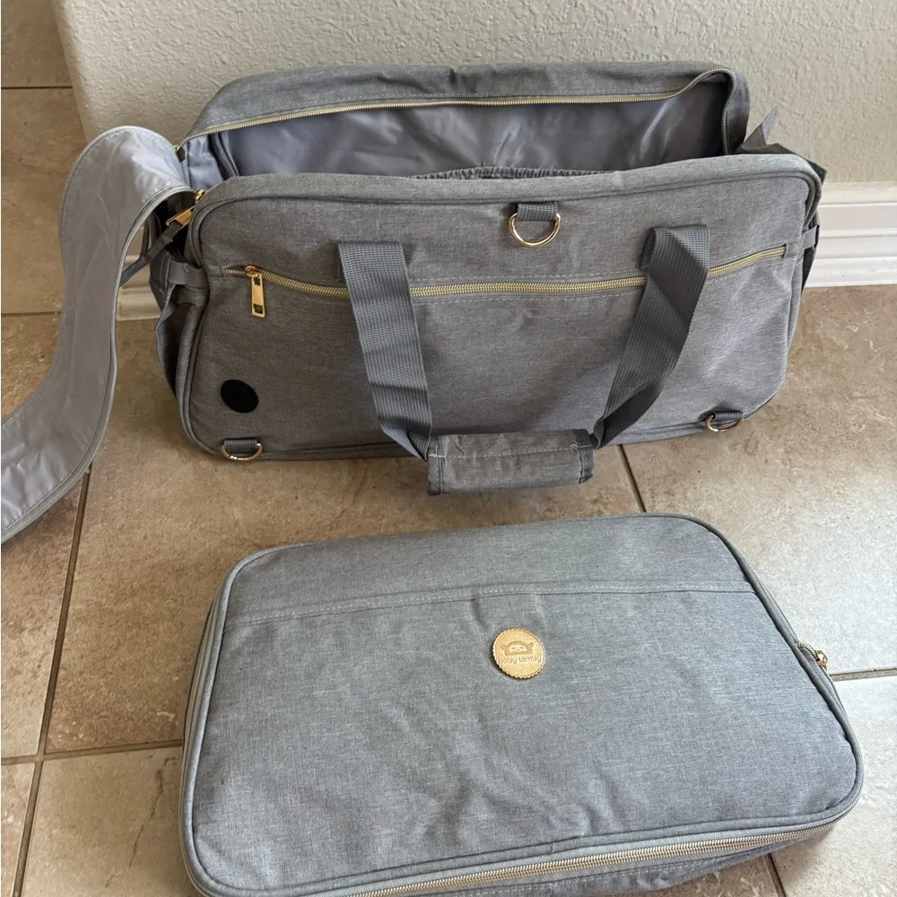 BABY LAMBY Versatile Baby/Mommy Bag  21 x 14 x 5